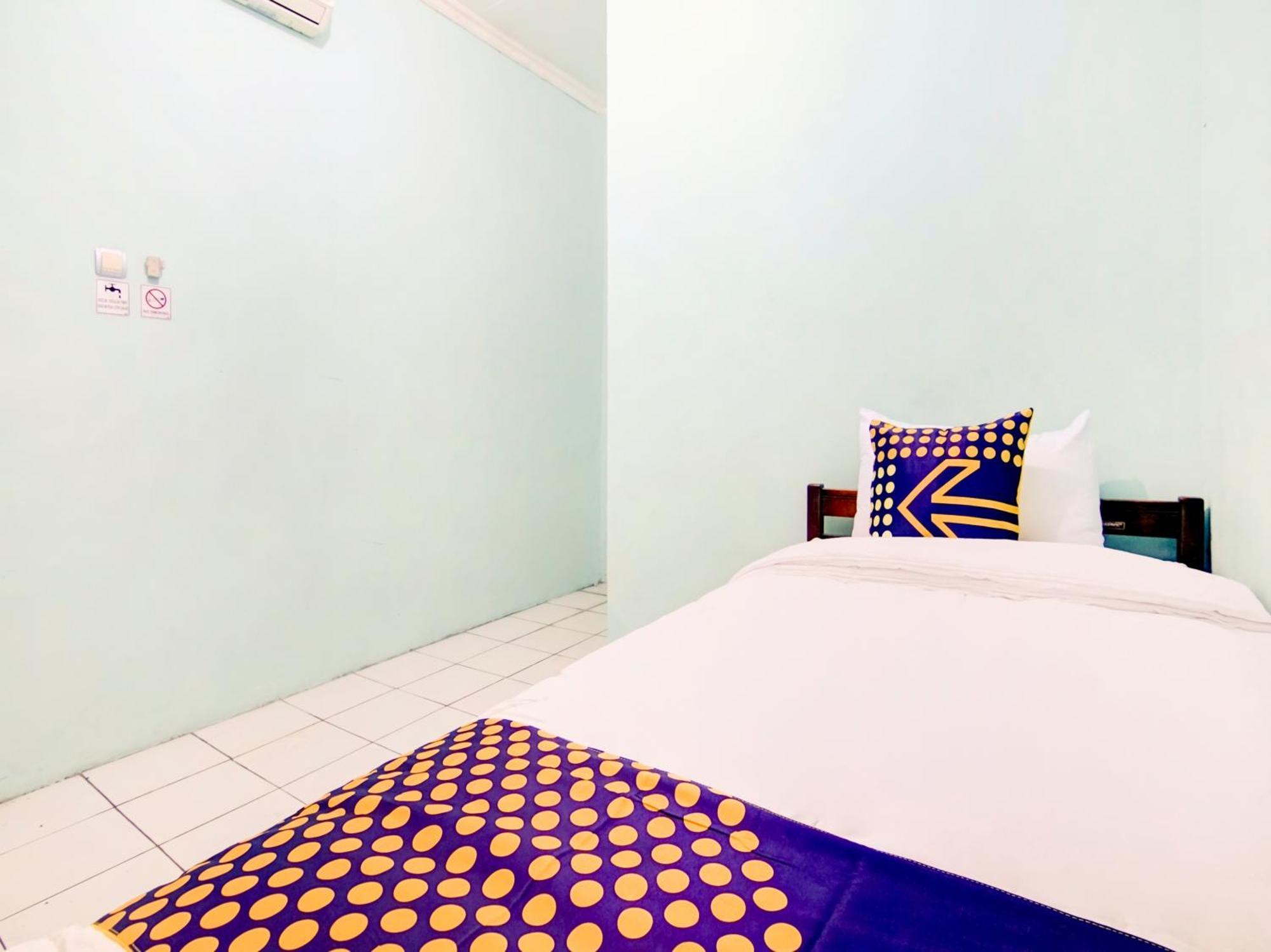 Spot On 3979 Wisma Purimas Syariah Depok Exterior foto